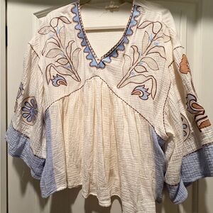 Easel Boho Embroidered V-Neck Top - Cream and Light Blue